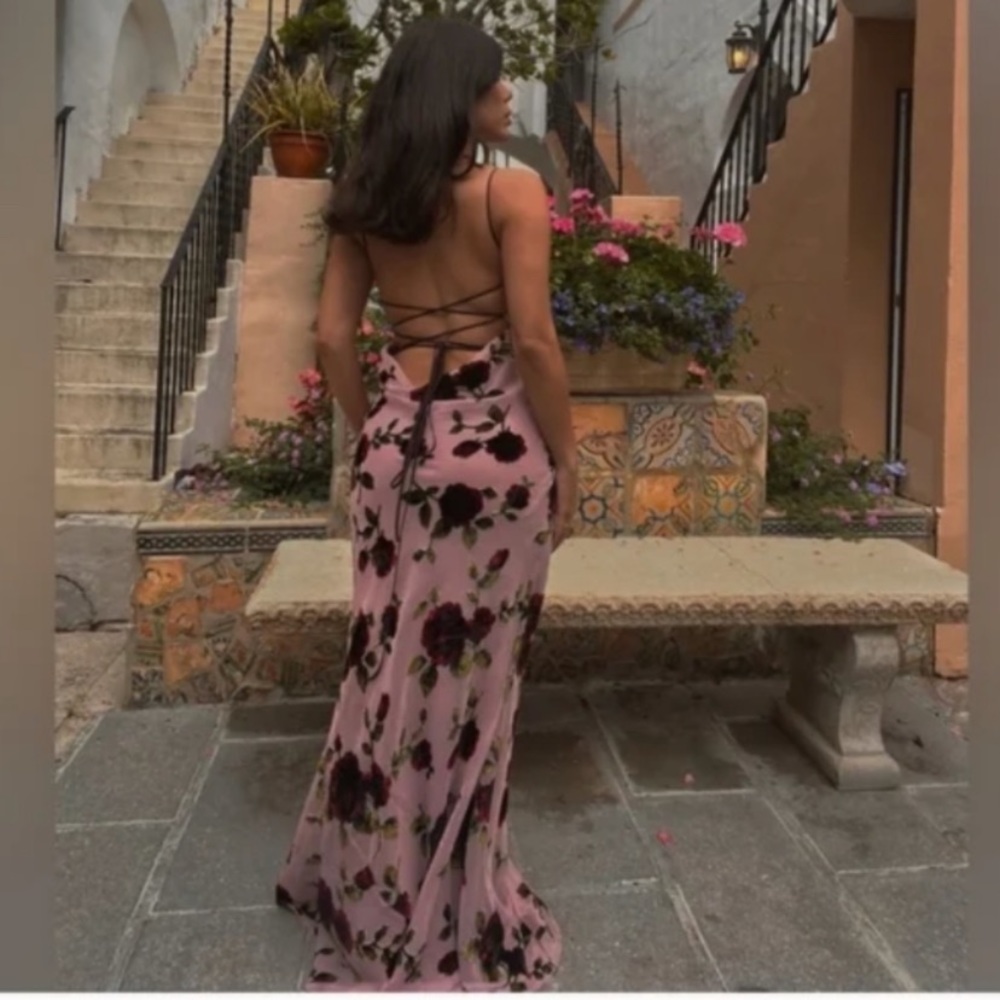 HOUSE OF CB 'Serena' Pink Devore Maxi Dress NWOT size M - Picture 2 of 16